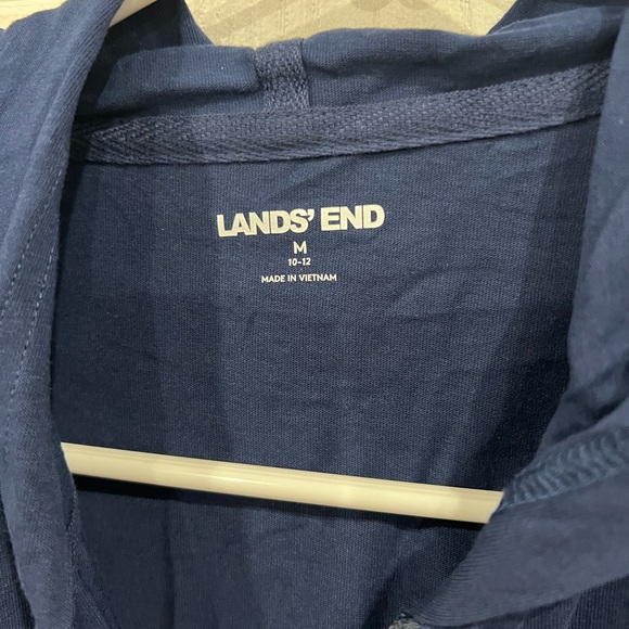 Lands End zipped, hooded cover up! Very soft! In size medium 10/12! - Picture 4 of 4